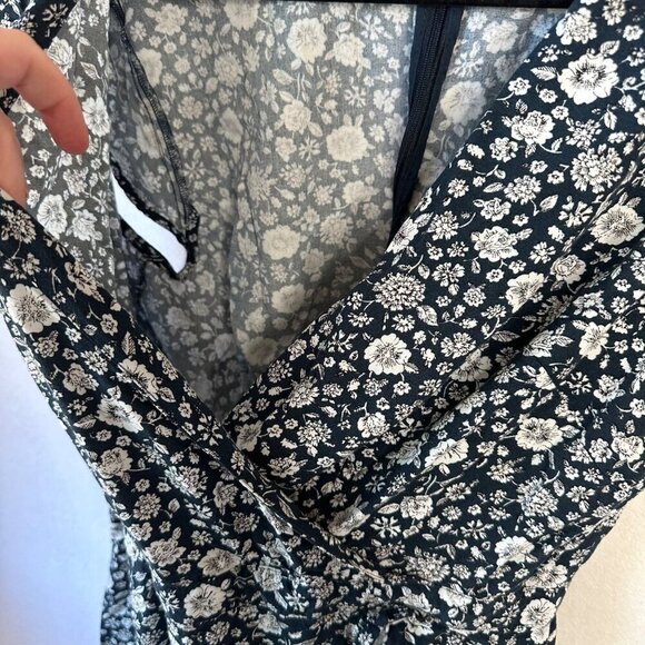 J Crew Mercantile Flouncy Floral Faux Wrap Short Dress Size 10 Ruffles Navy Blue - Picture 3 of 14